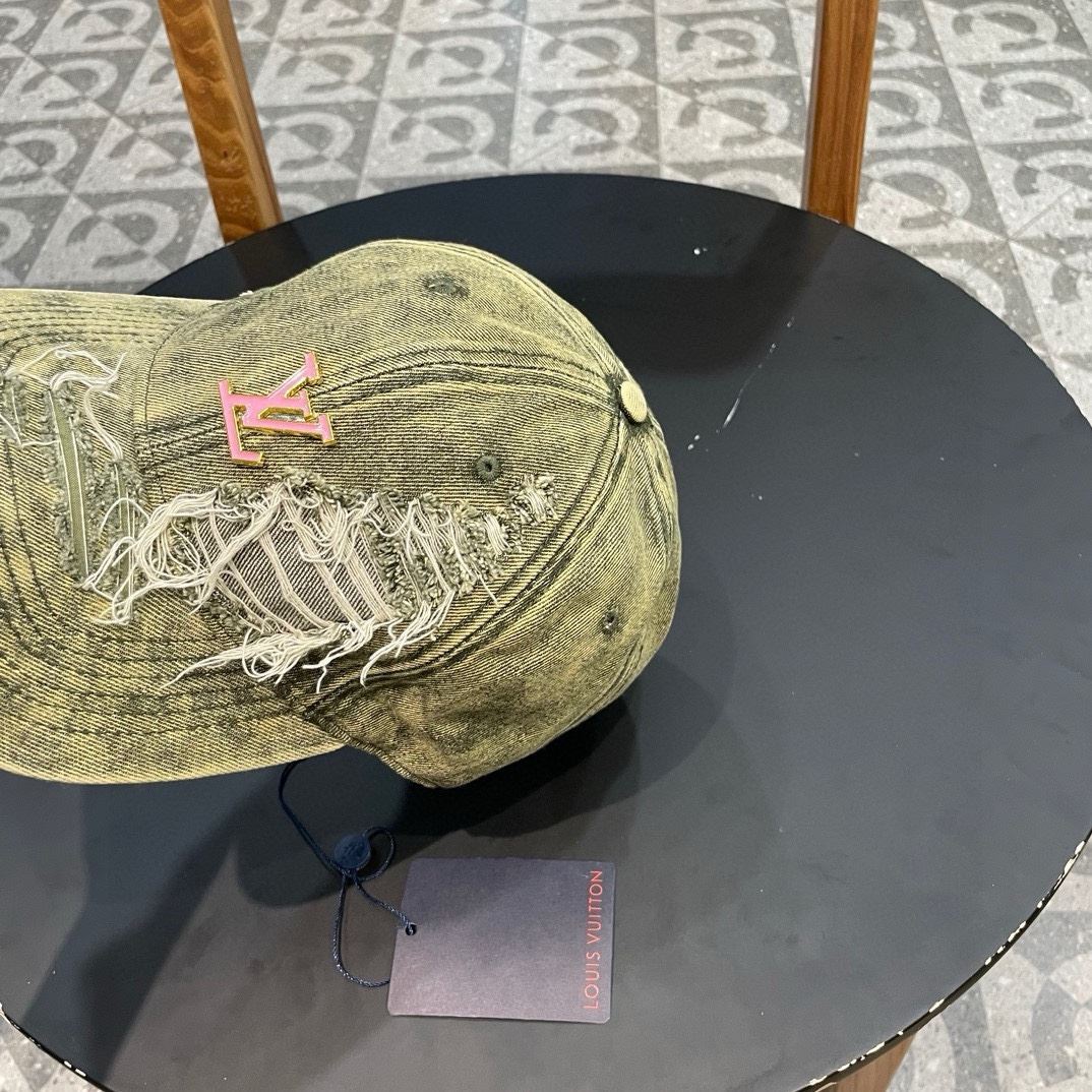 Louis Vuitton Caps